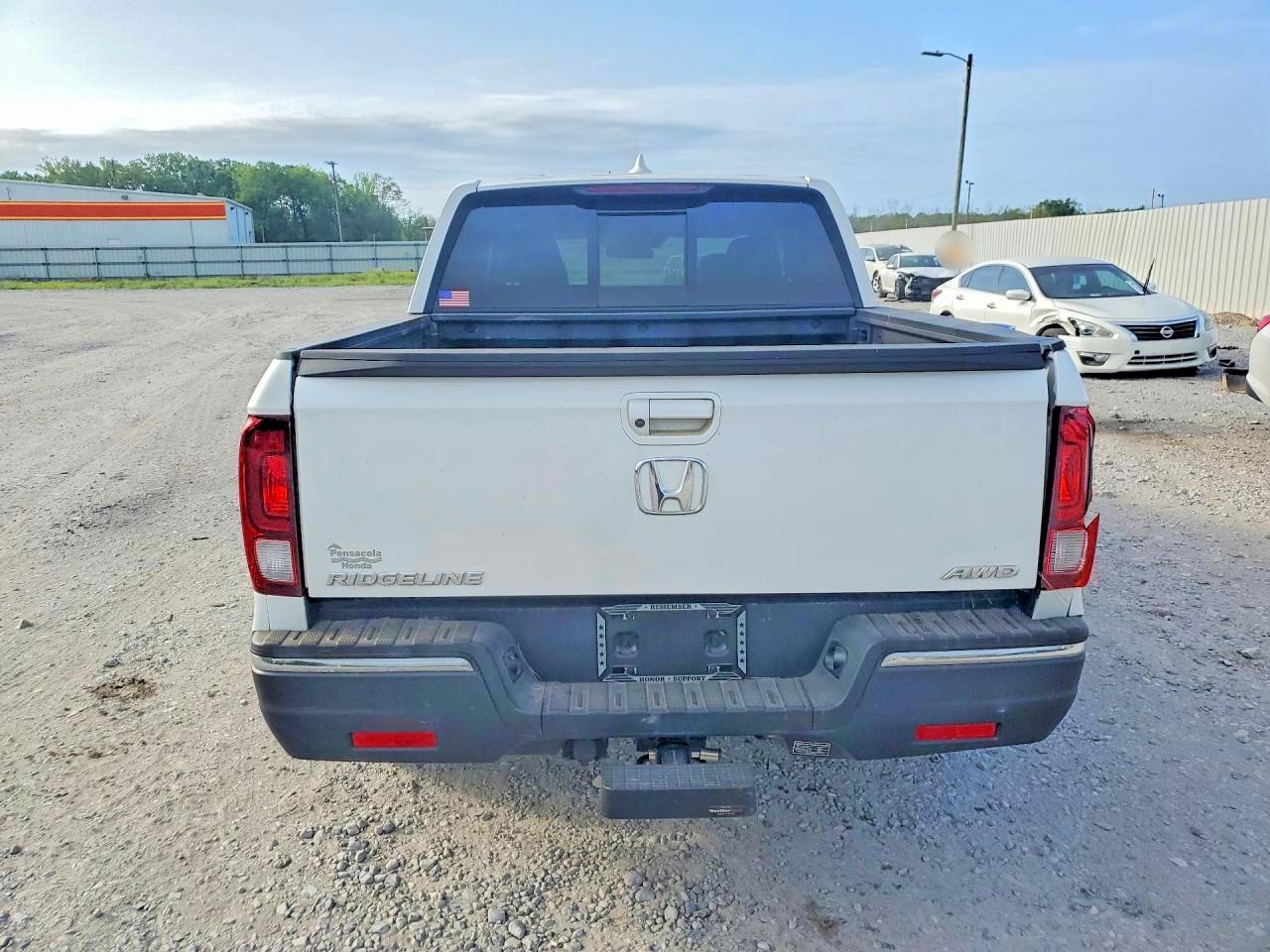 2020 HONDA RIDGELINE RTL photo 6