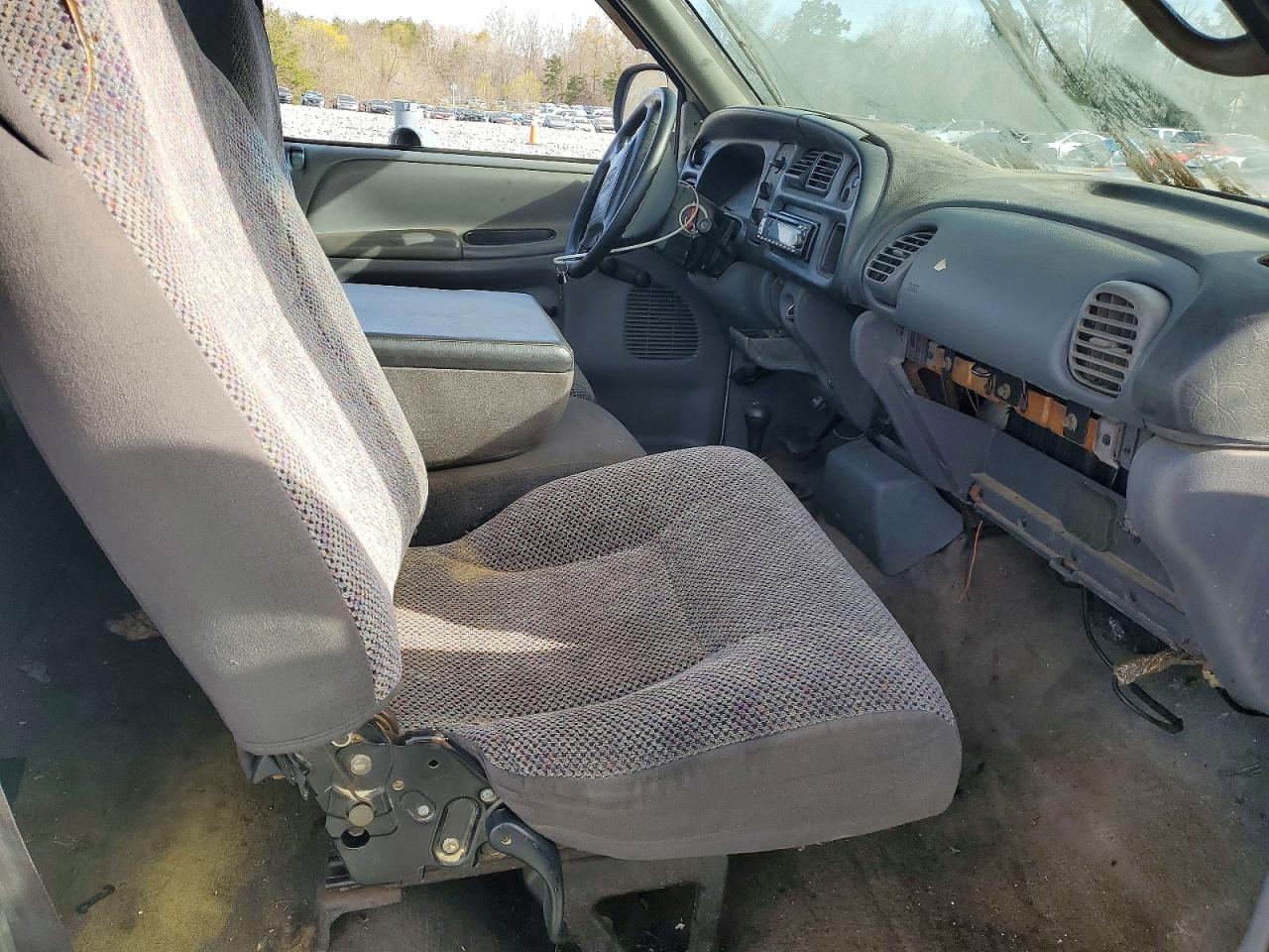 2001 DODGE RAM 1500 photo 19