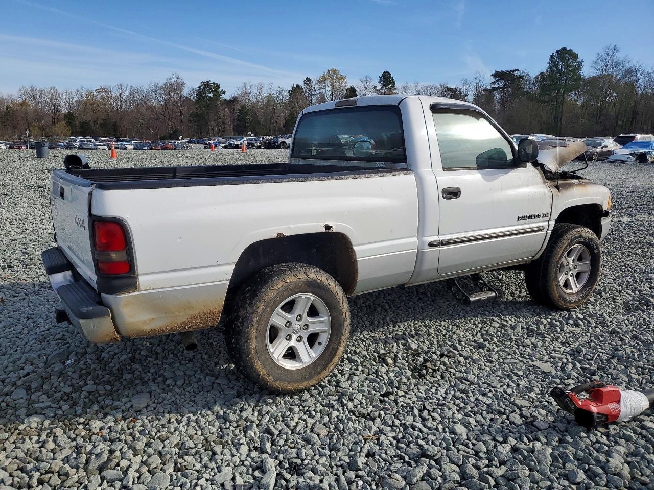 2001 DODGE RAM 1500 photo 5