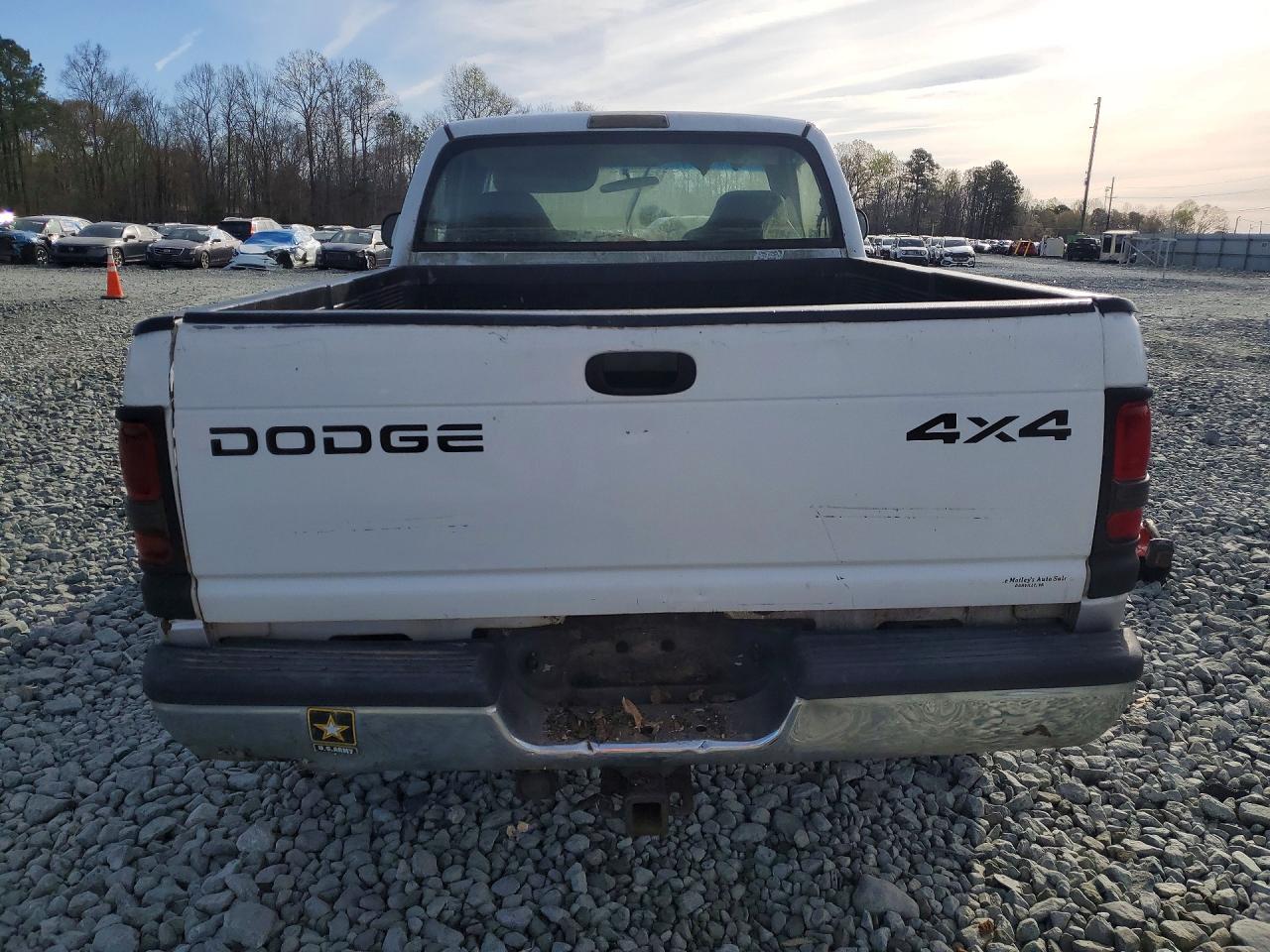 2001 DODGE RAM 1500 photo 11