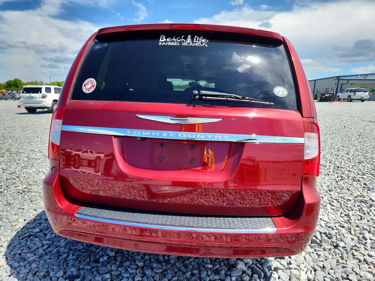 2013 CHRYSLER TOWN & COUNTRY TOURING L photo 6