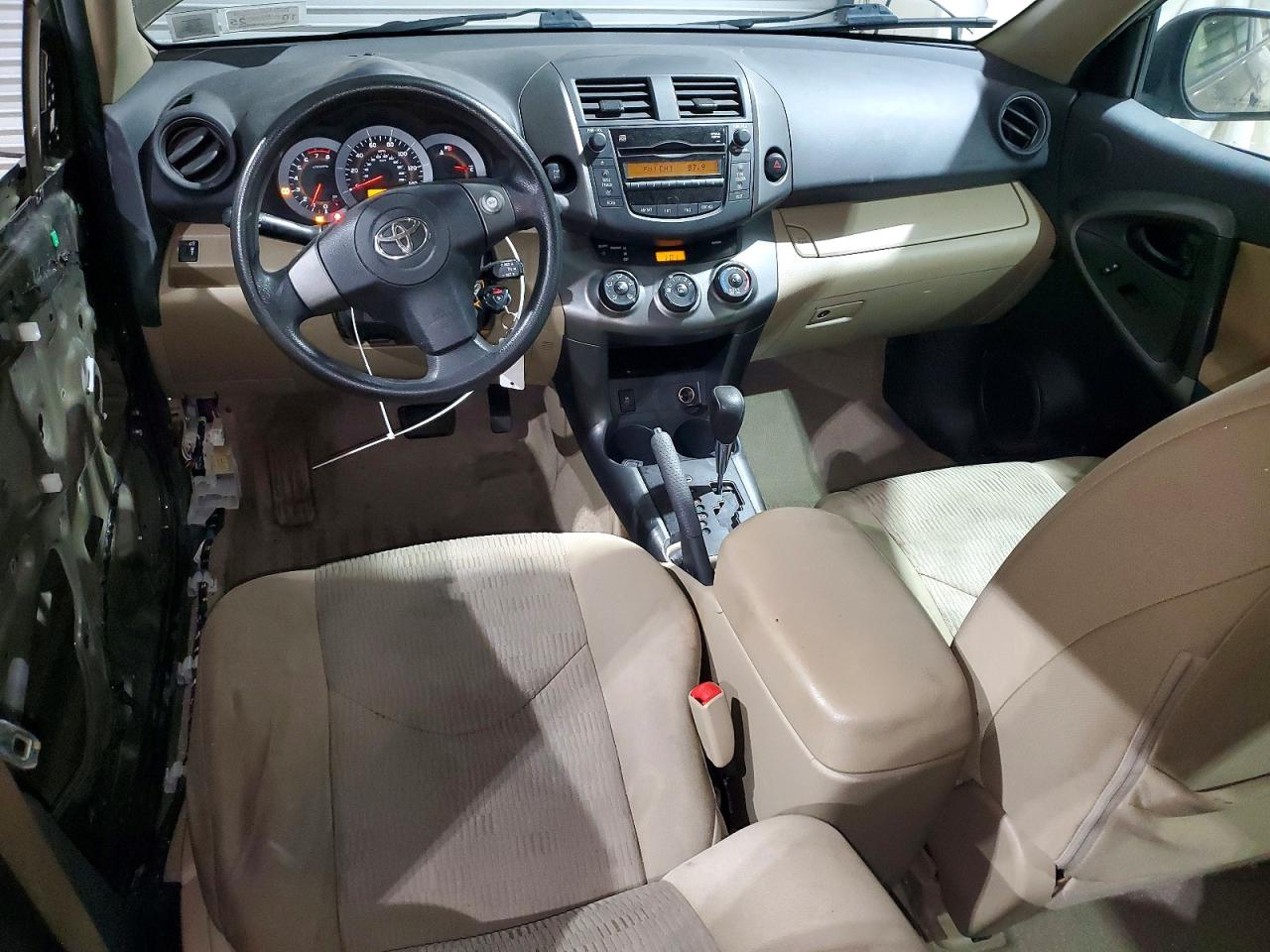 2011 TOYOTA RAV4 BASE photo 15