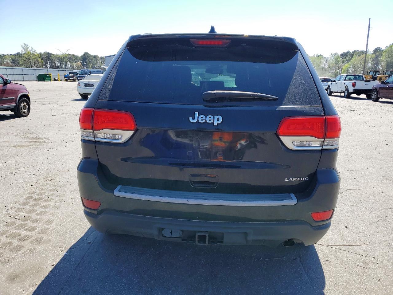 2014 JEEP GRAND CHEROKEE LAREDO photo 16