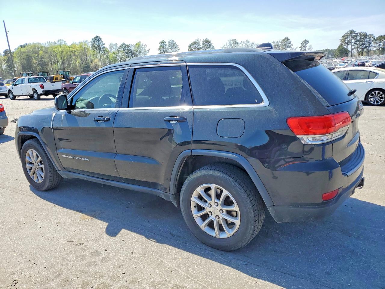 2014 JEEP GRAND CHEROKEE LAREDO photo 4