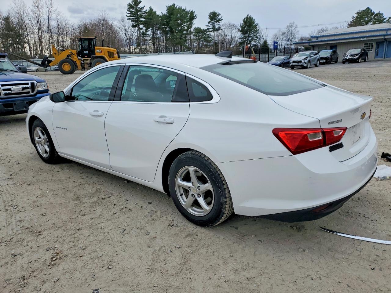 2018 CHEVROLET MALIBU LS photo 3