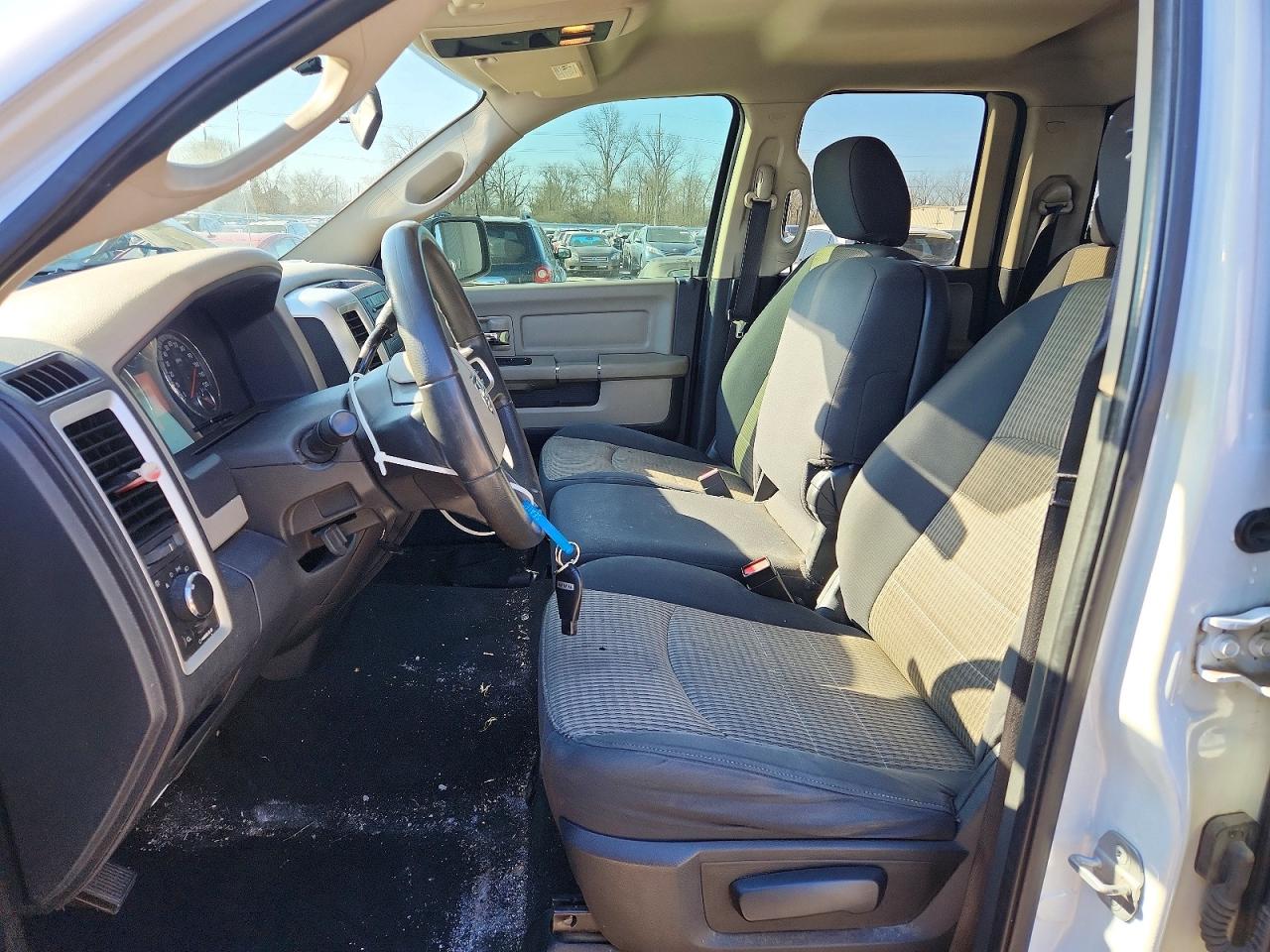 2010 DODGE RAM 1500 ST photo 7