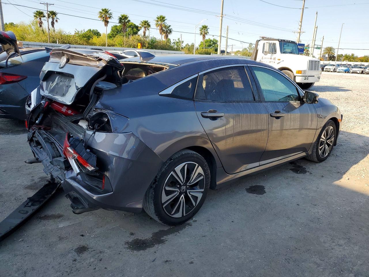 2017 HONDA CIVIC EXL photo 3