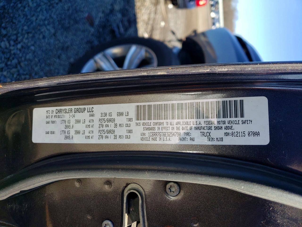 2014 RAM 1500 SLT photo 23