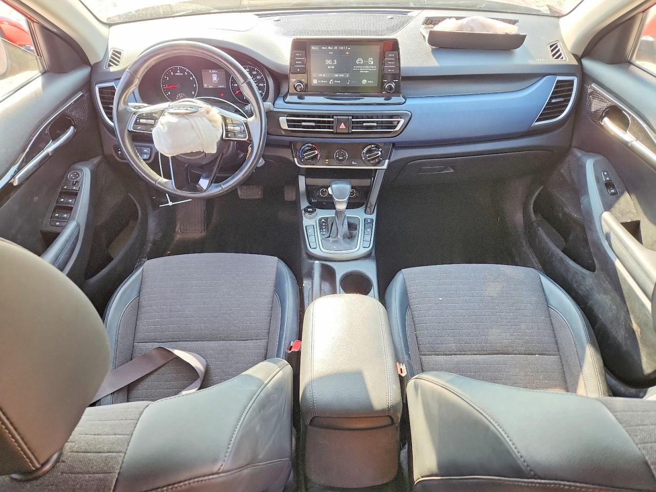 2021 KIA SELTOS S photo 15