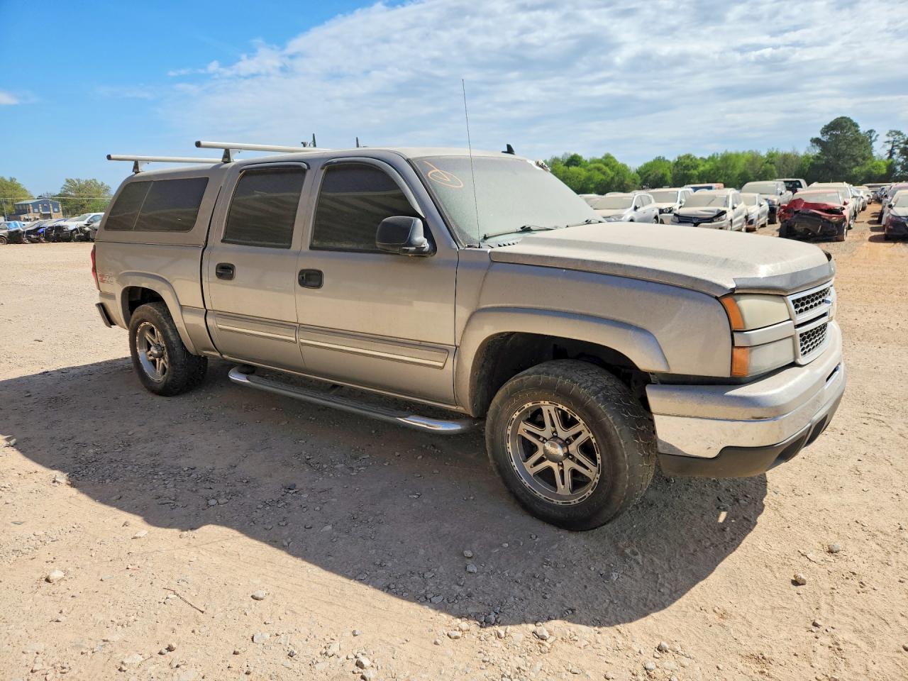 2007 CHEVROLET SILVERADO K1500 CLASSIC CREW CAB photo 4