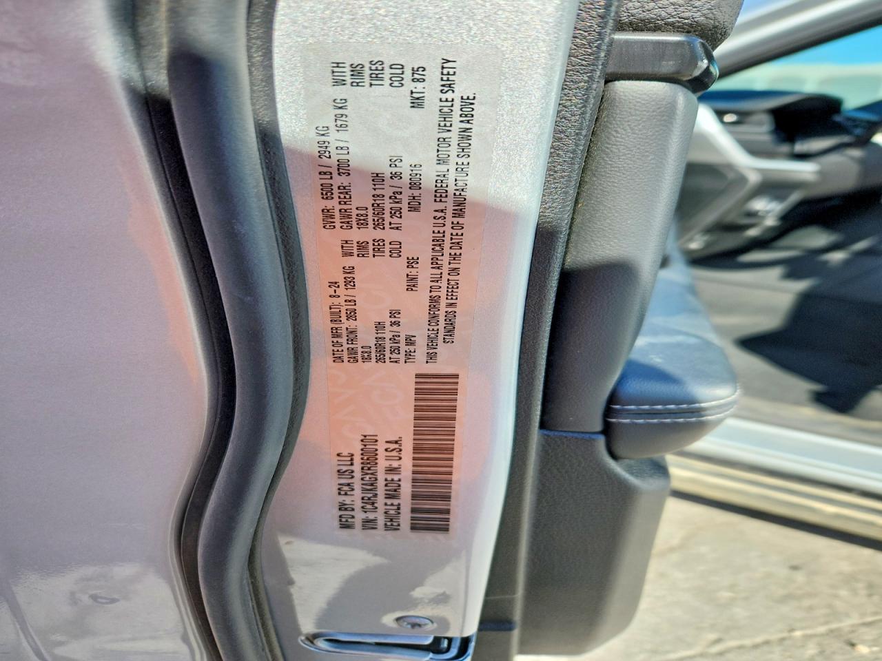 2024 JEEP GRAND CHEROKEE L LAREDO photo 40