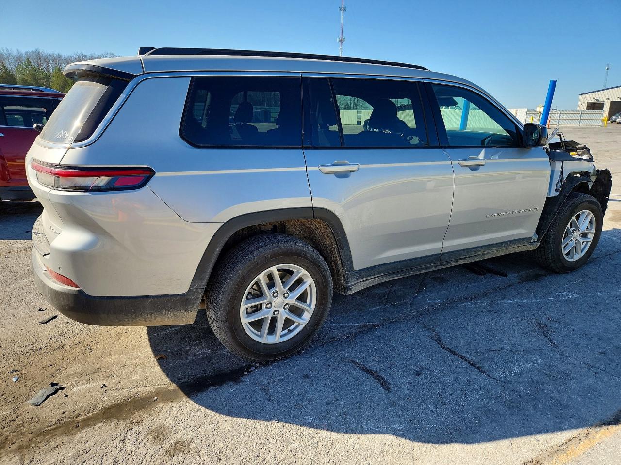 2024 JEEP GRAND CHEROKEE L LAREDO photo 7