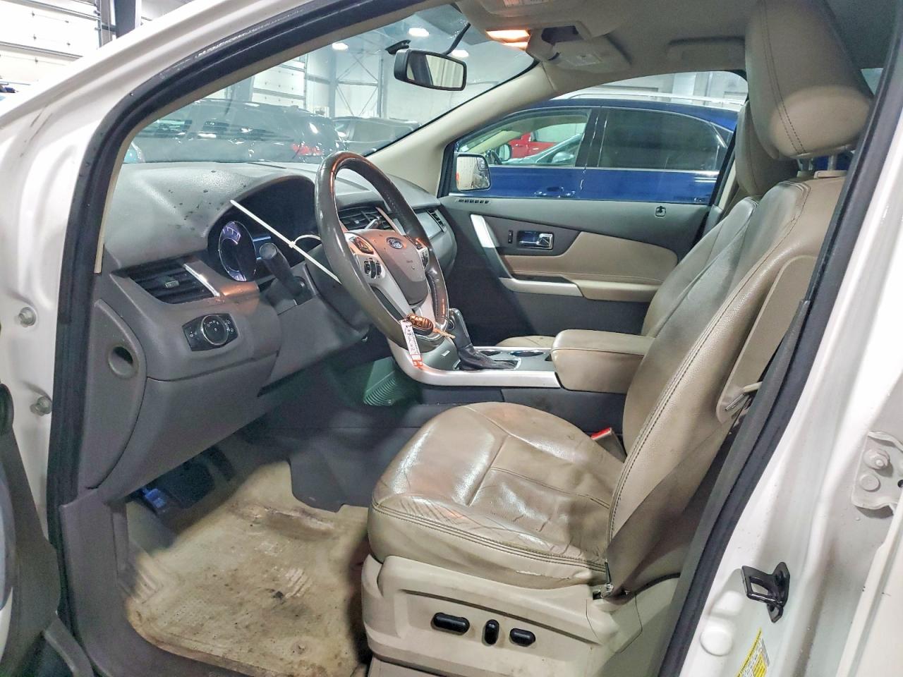2011 FORD EDGE SEL photo 19