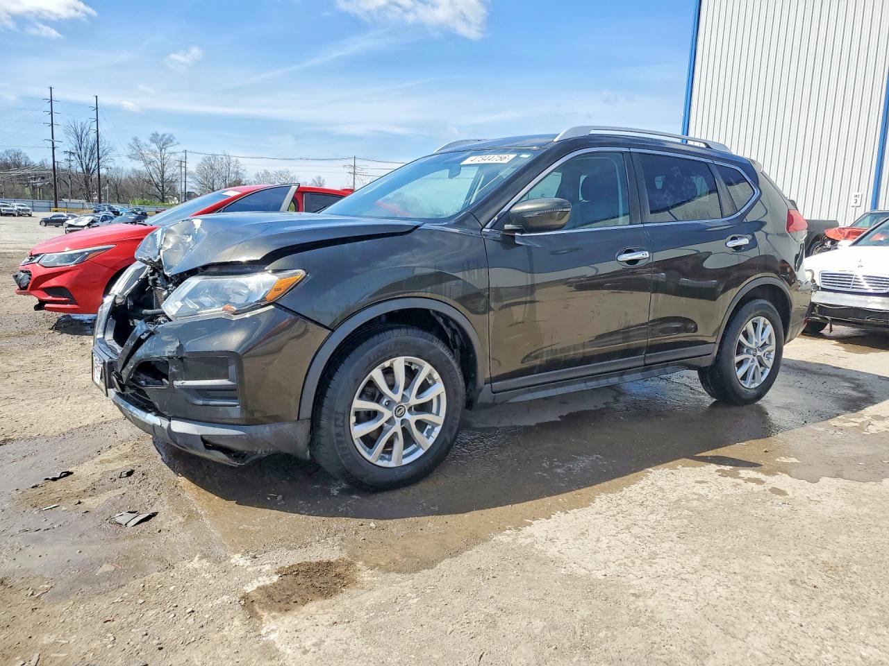 2017 NISSAN ROGUE