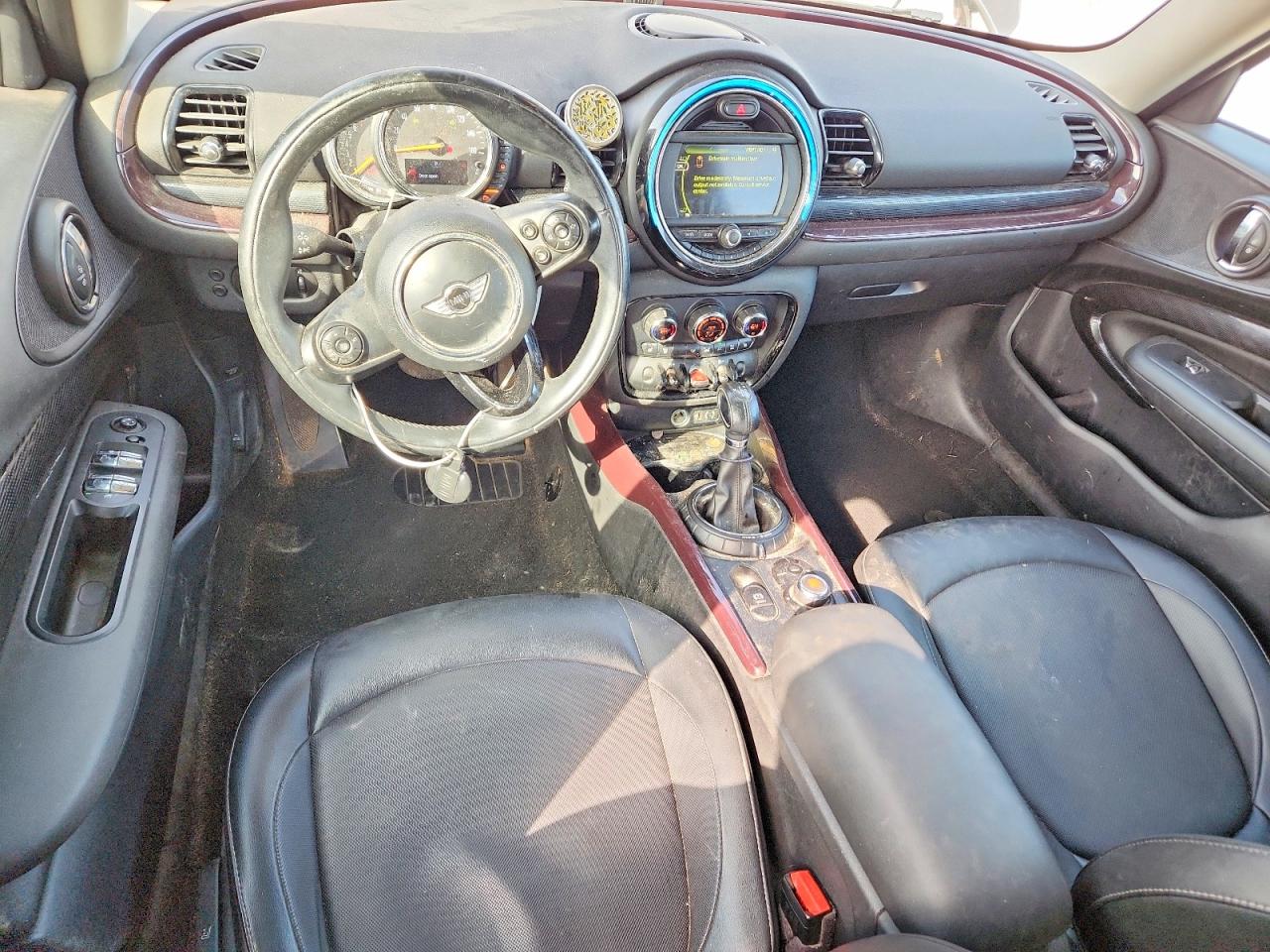 2016 MINI COOPER CLUBMAN photo 22