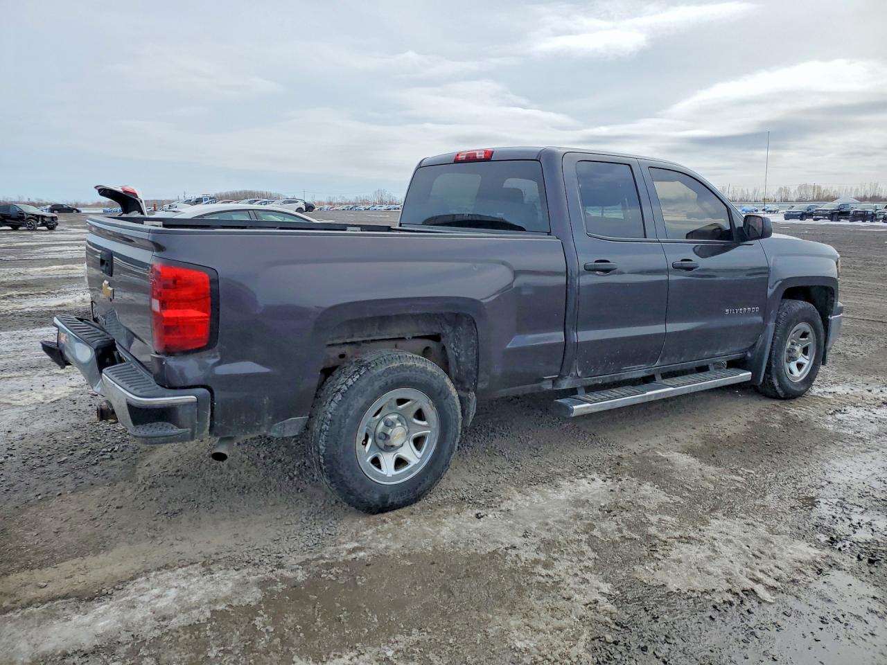 2014 CHEVROLET SILVERADO C1500 photo 3