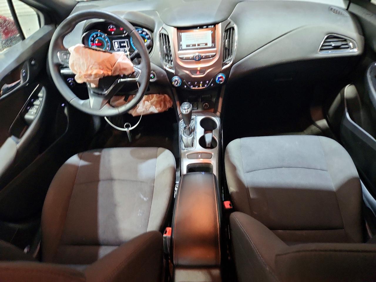 2017 CHEVROLET CRUZE LT photo 22
