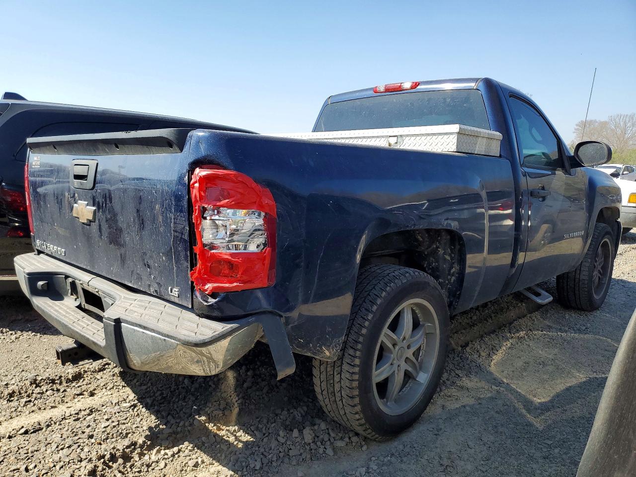 2009 CHEVROLET SILVERADO C1500 photo 3