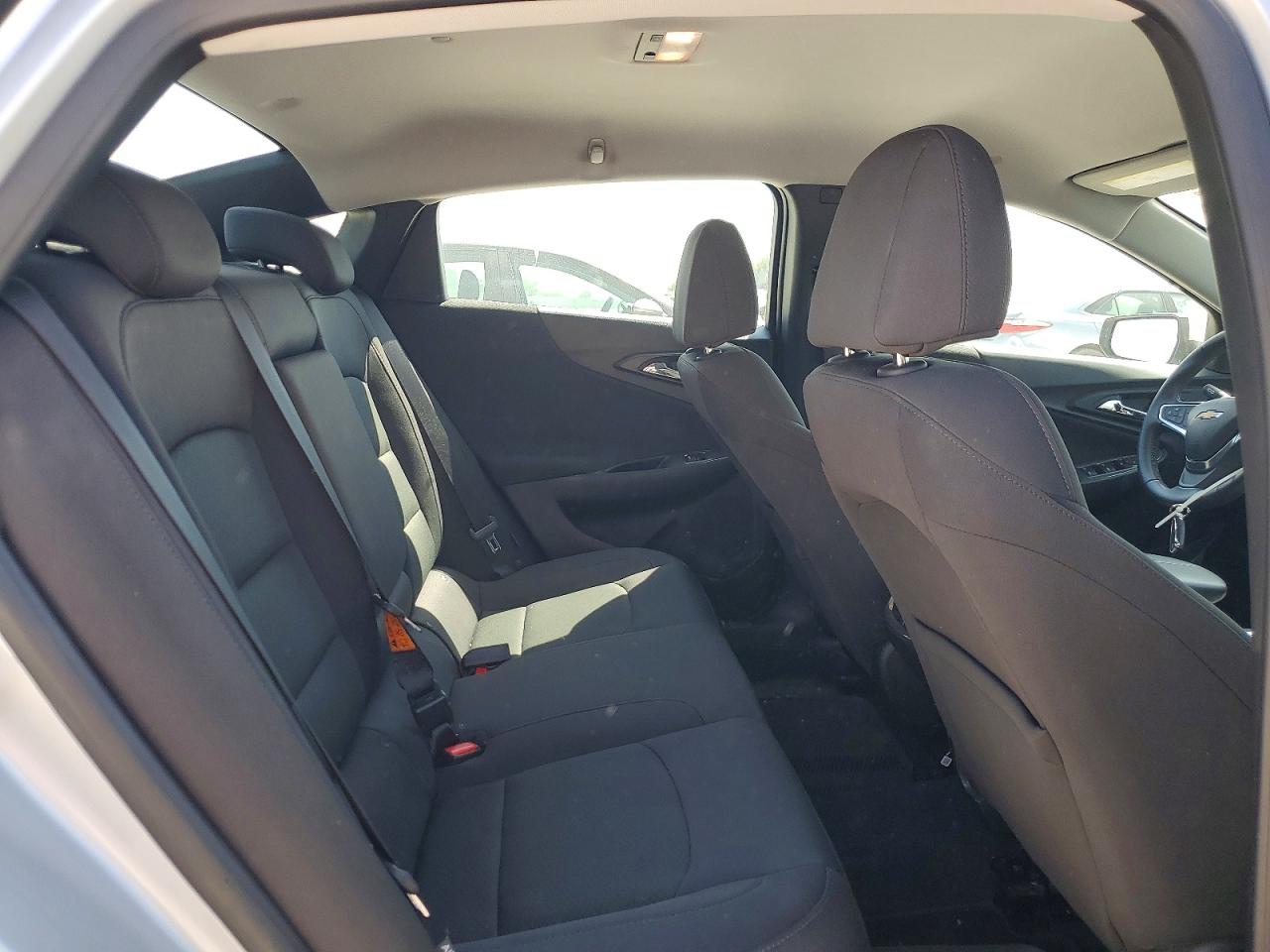 2017 CHEVROLET MALIBU LT photo 10