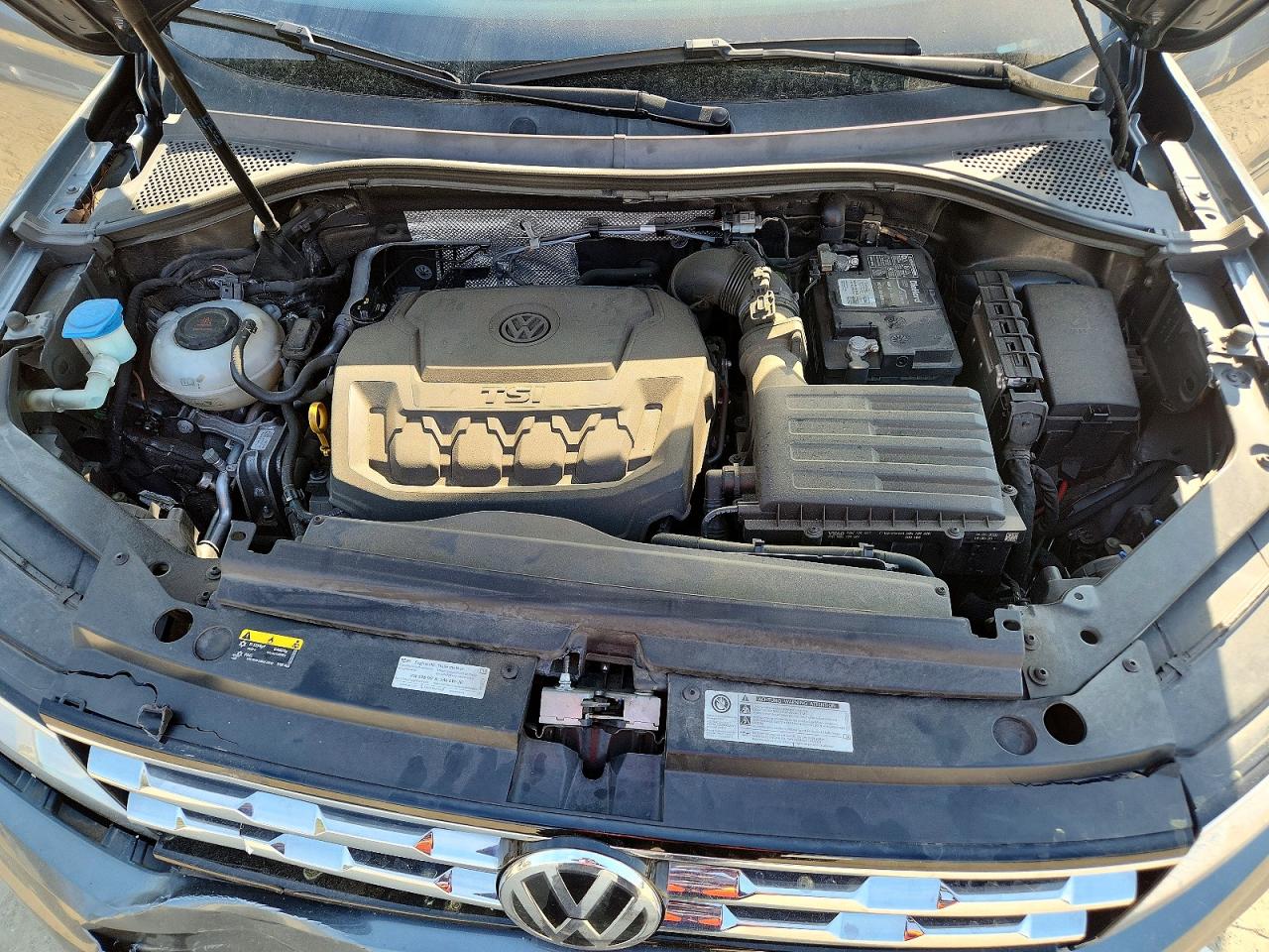 2020 VOLKSWAGEN TIGUAN S photo 34