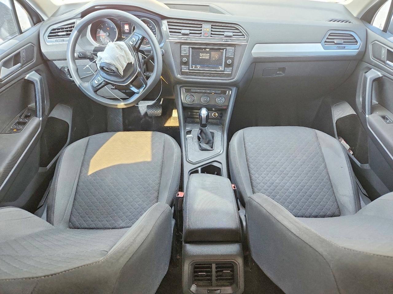 2020 VOLKSWAGEN TIGUAN S photo 22