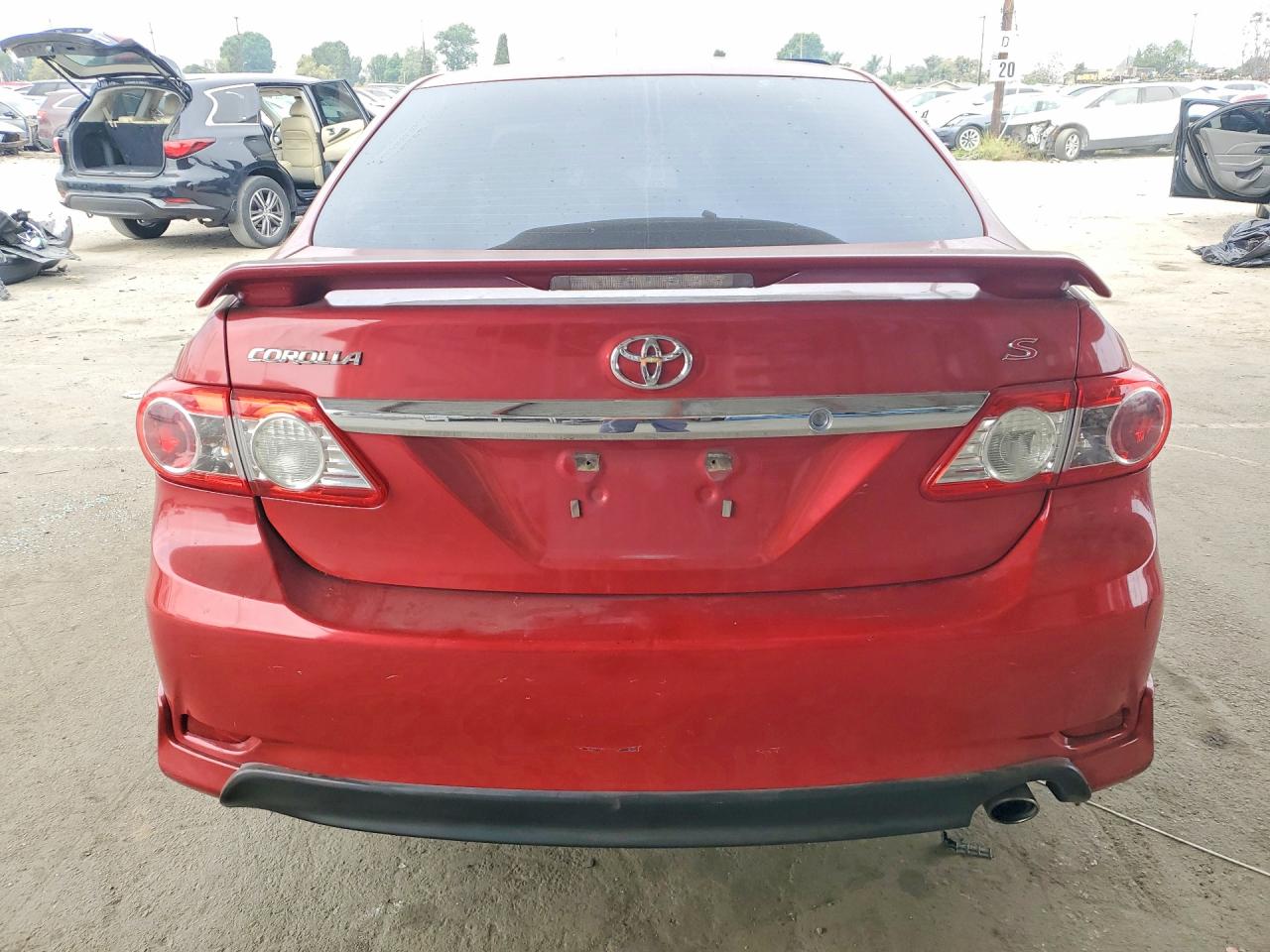 2013 TOYOTA COROLLA S photo 16