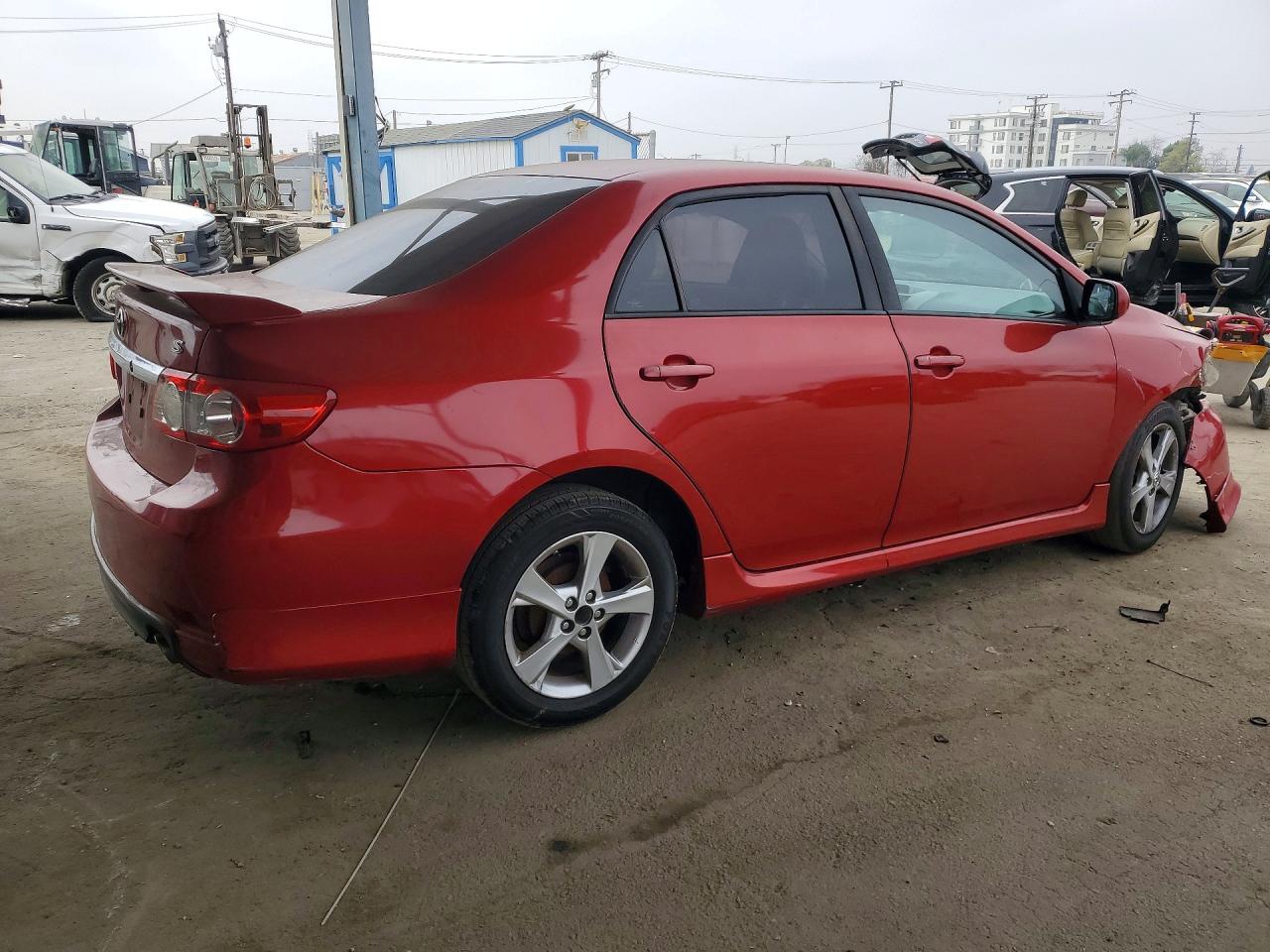 2013 TOYOTA COROLLA S photo 7