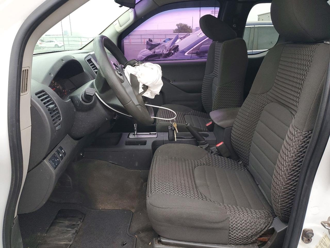 2019 NISSAN FRONTIER SV V6 photo 13