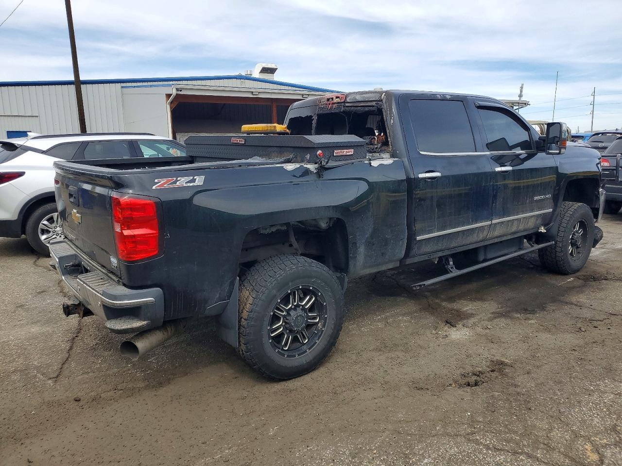 2015 CHEVROLET SILVERADO K2500 HEAVY DUTY LTZ photo 5