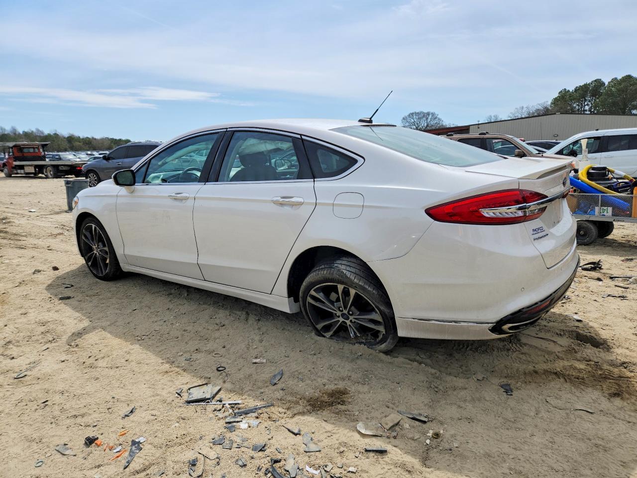 2017 FORD FUSION TITANIUM photo 3