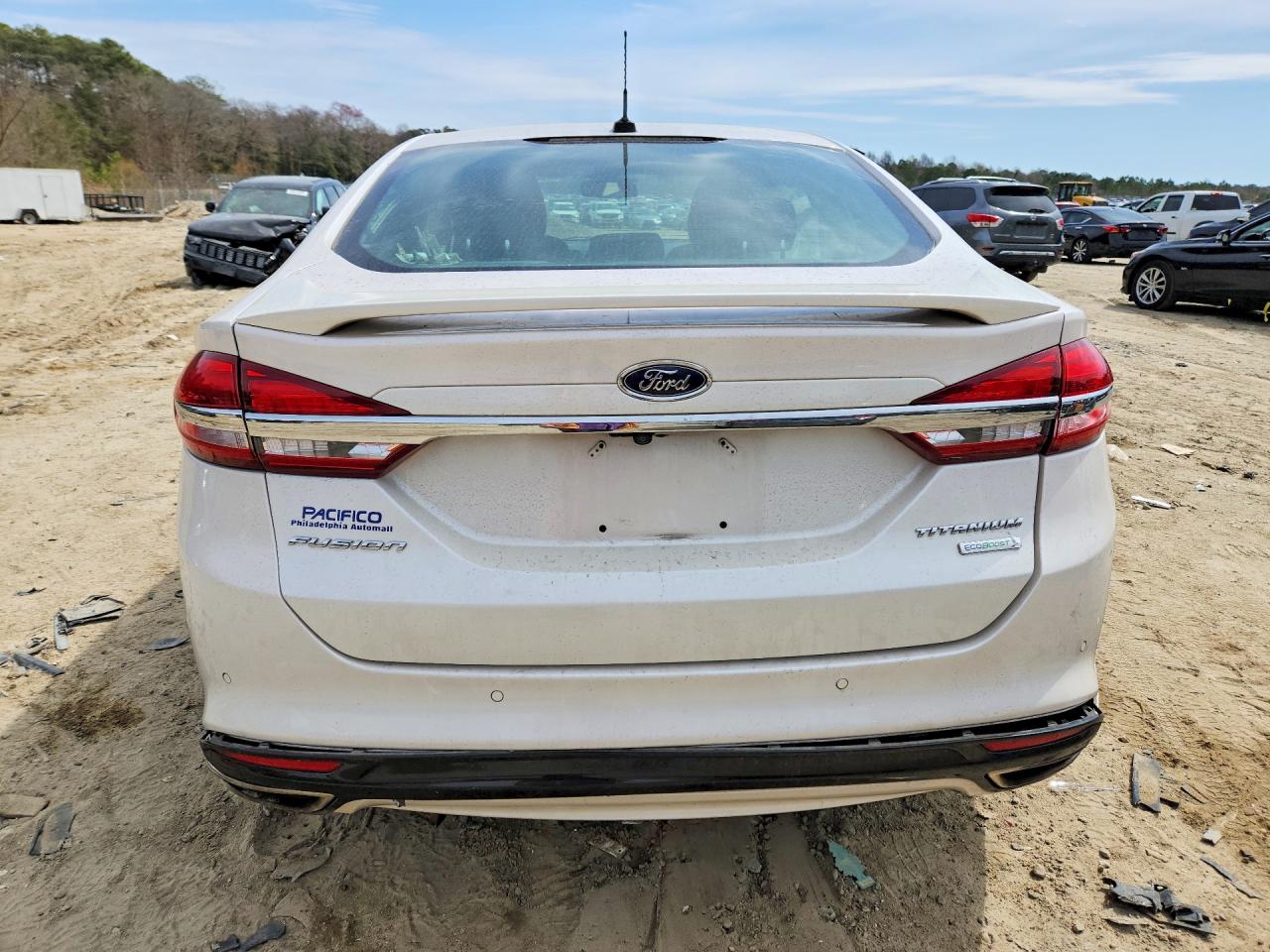 2017 FORD FUSION TITANIUM photo 11