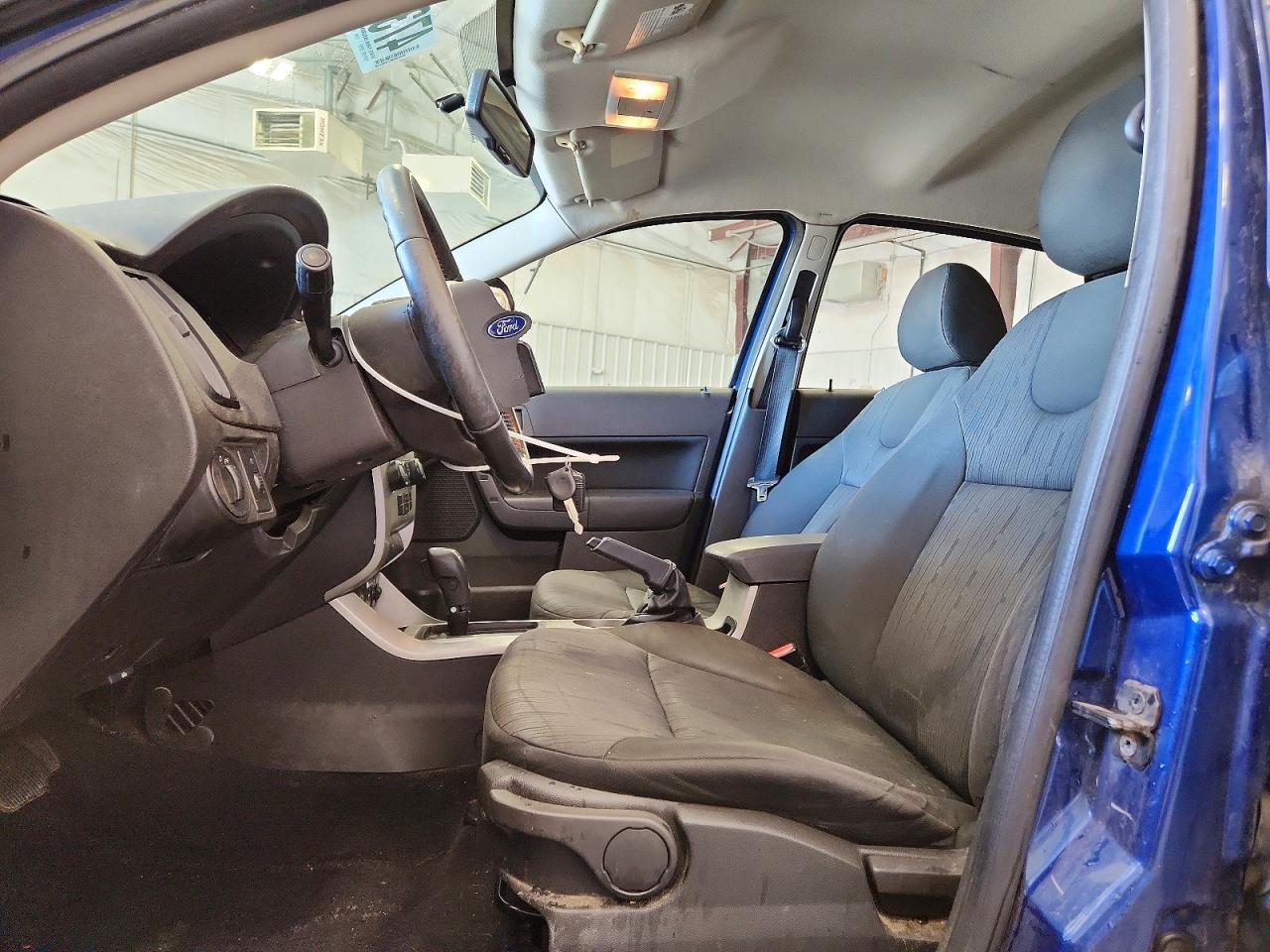 2009 FORD FOCUS SE photo 7