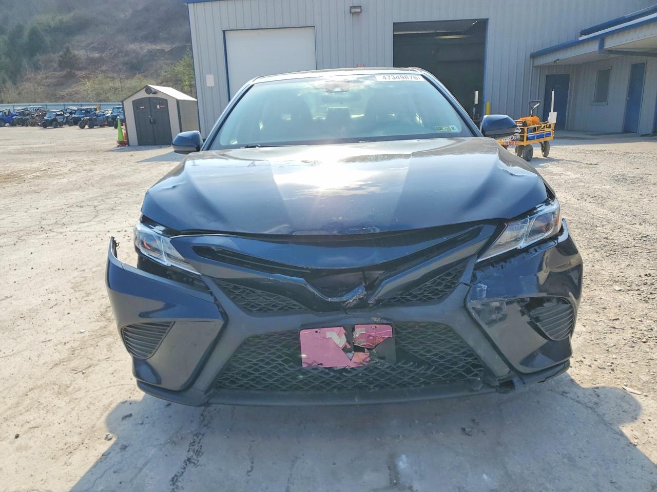 2019 TOYOTA CAMRY L photo 5
