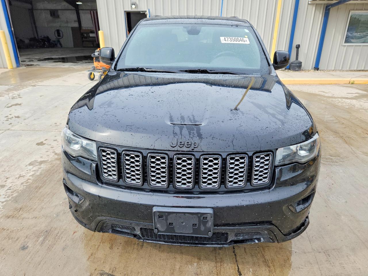 2018 JEEP GRAND CHEROKEE LAREDO photo 5