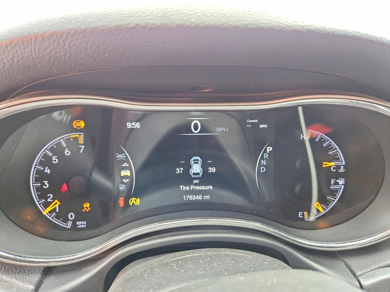 2018 JEEP GRAND CHEROKEE LAREDO photo 9