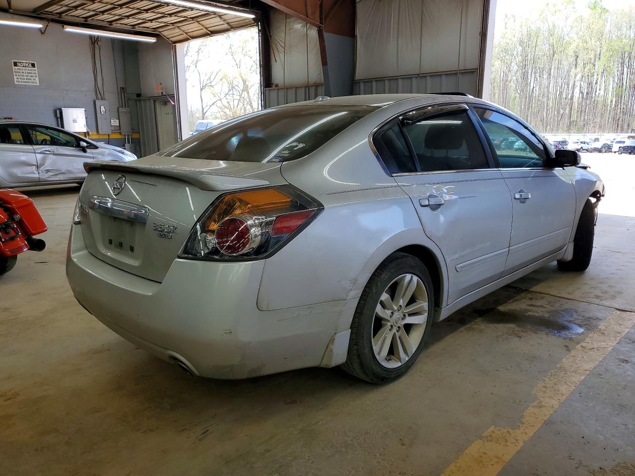 2011 NISSAN ALTIMA 3.5 SR photo 7