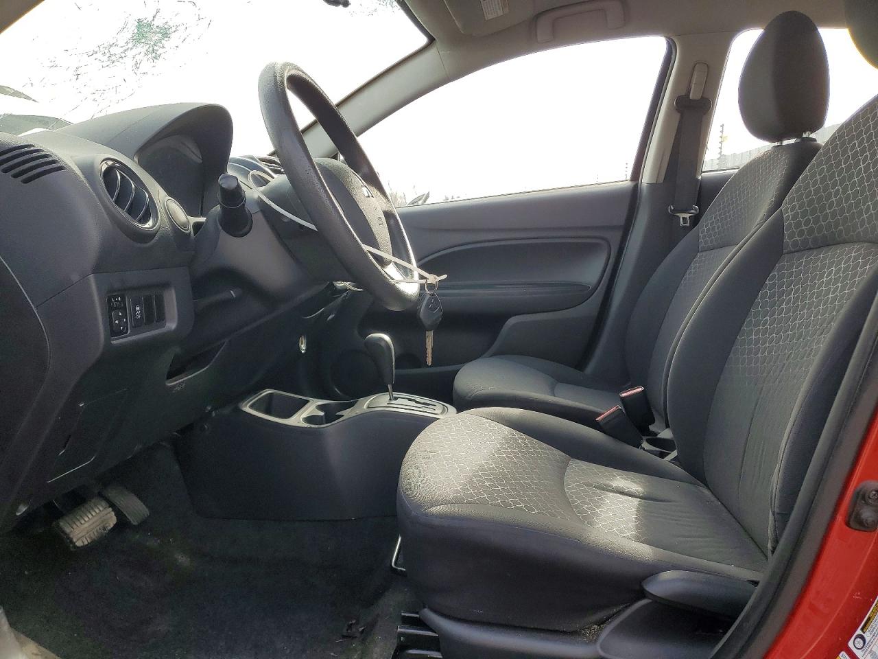 2015 MITSUBISHI MIRAGE DE photo 13