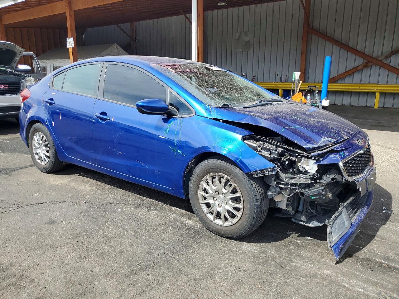 2017 KIA FORTE LX photo 10