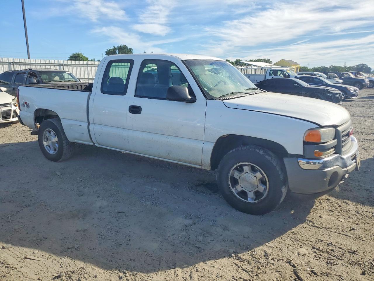 2006 GMC NEW SIERRA K1500 photo 7