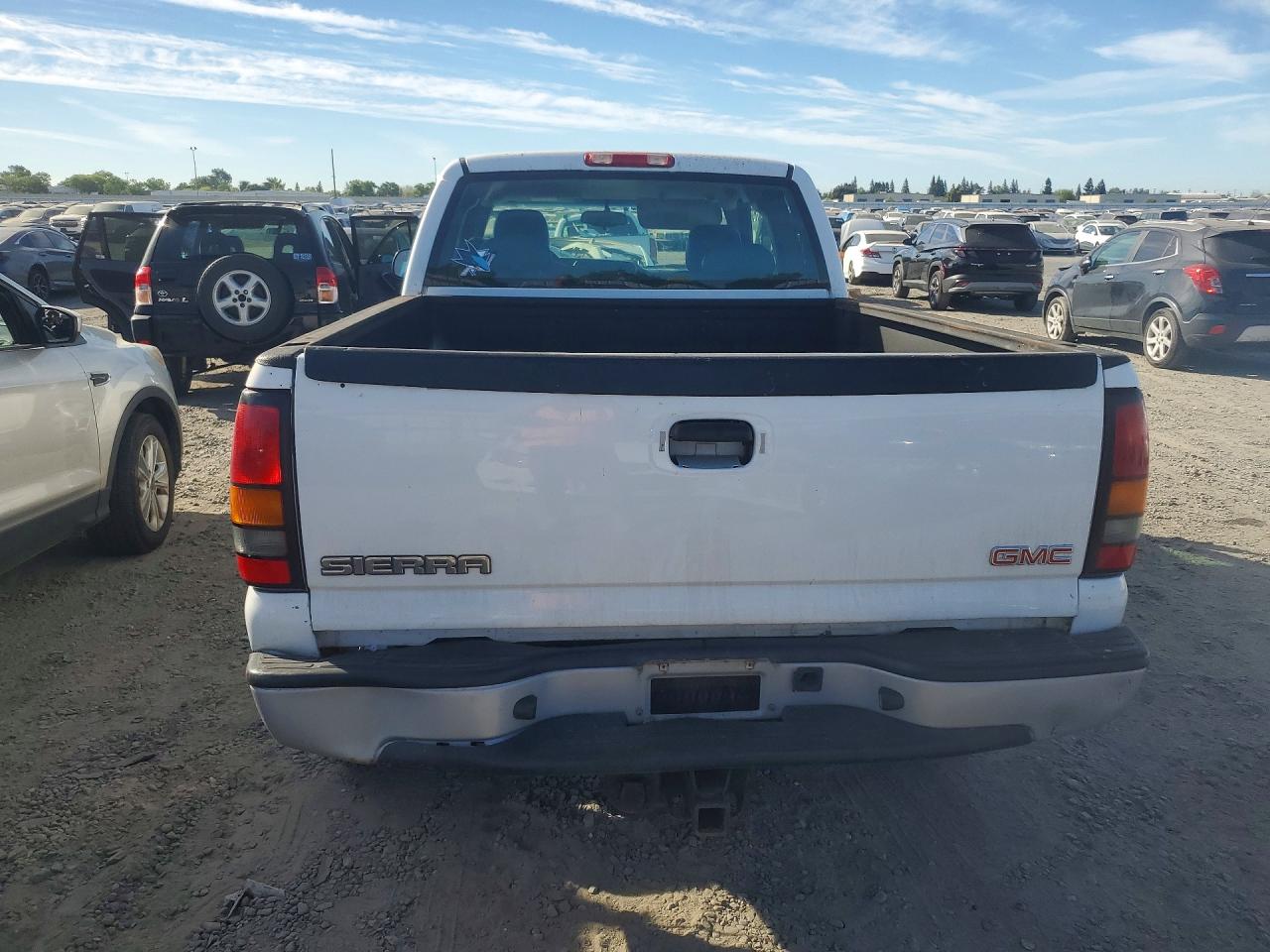2006 GMC NEW SIERRA K1500 photo 11
