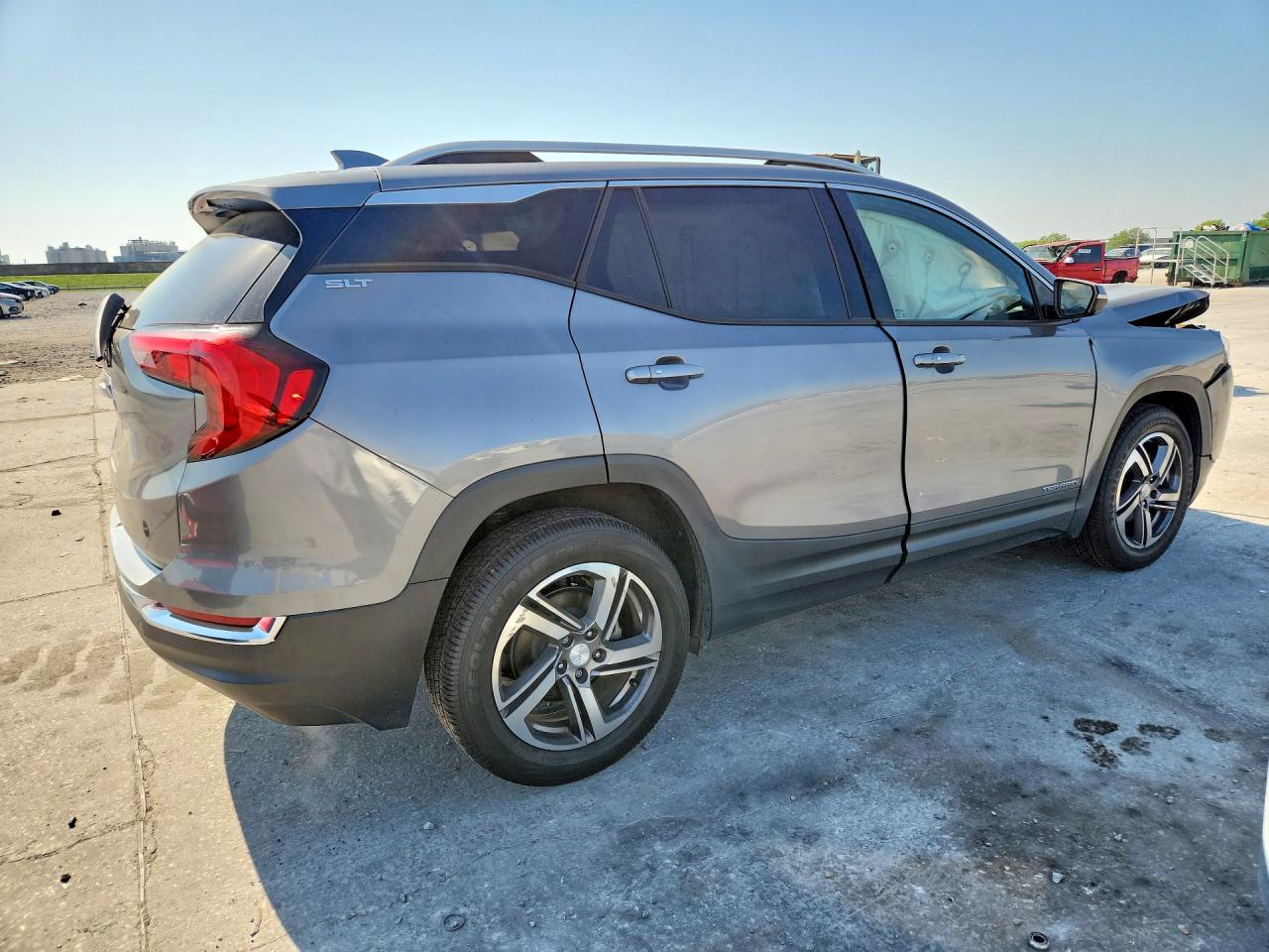 2020 GMC TERRAIN SLT photo 5