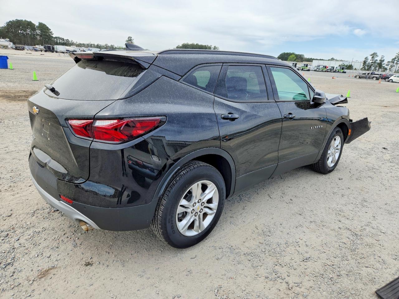 2020 CHEVROLET BLAZER 2LT photo 5
