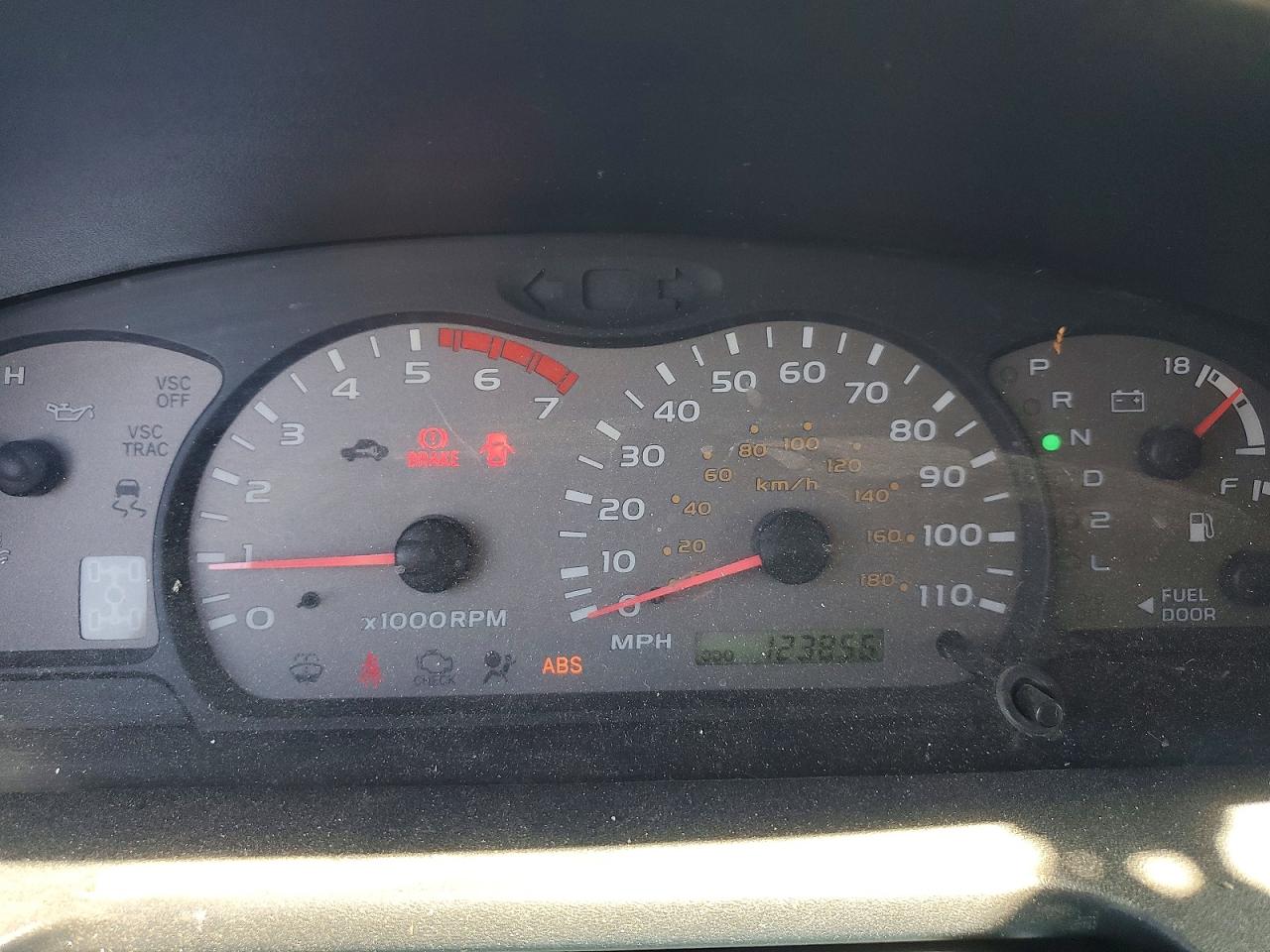 2003 TOYOTA SEQUOIA LIMITED photo 17