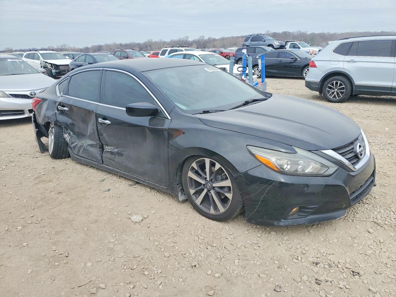 2016 NISSAN ALTIMA 2.5 SR photo 4