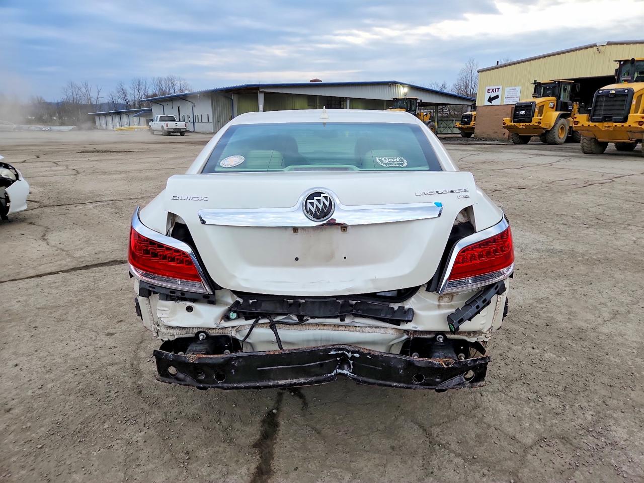 2011 BUICK LACROSSE CXS photo 11