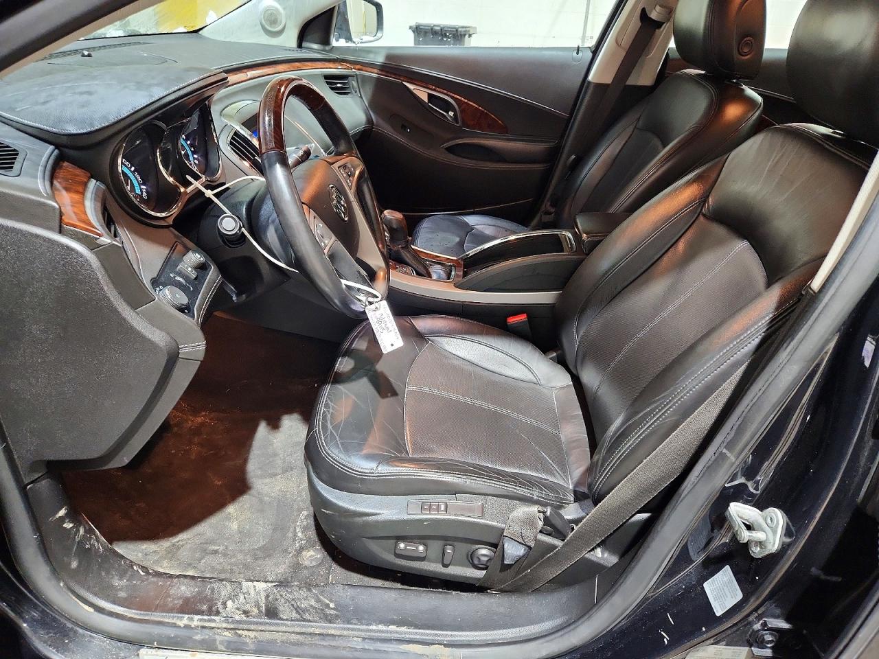 2011 BUICK LACROSSE CXL photo 13