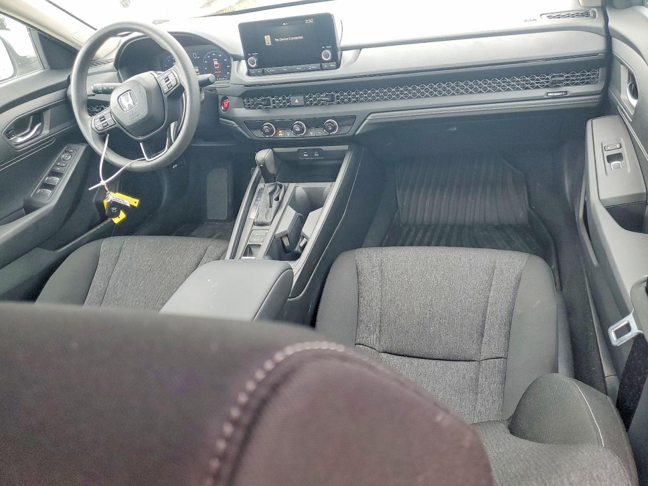 2025 HONDA ACCORD LX photo 8