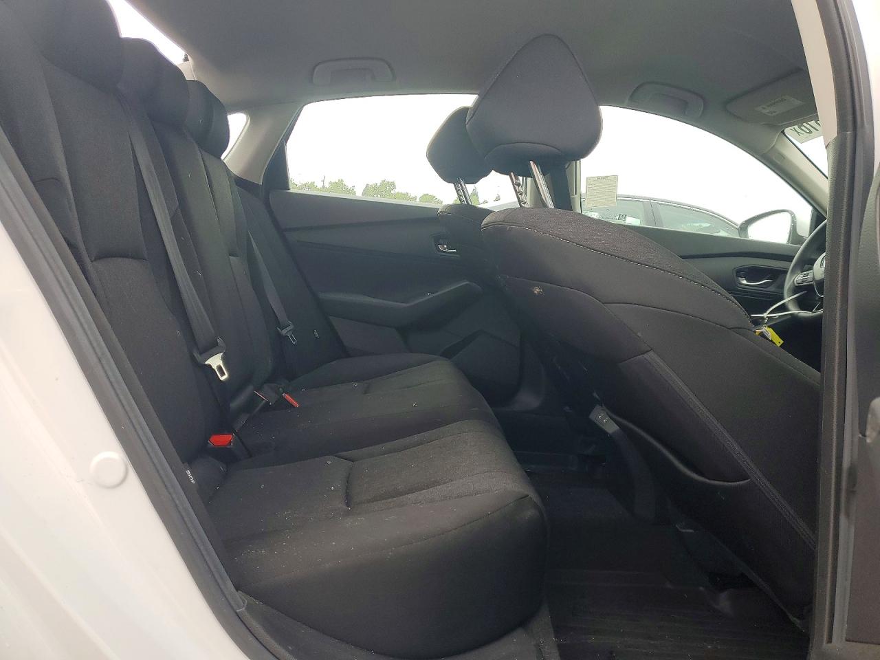 2025 HONDA ACCORD LX photo 10