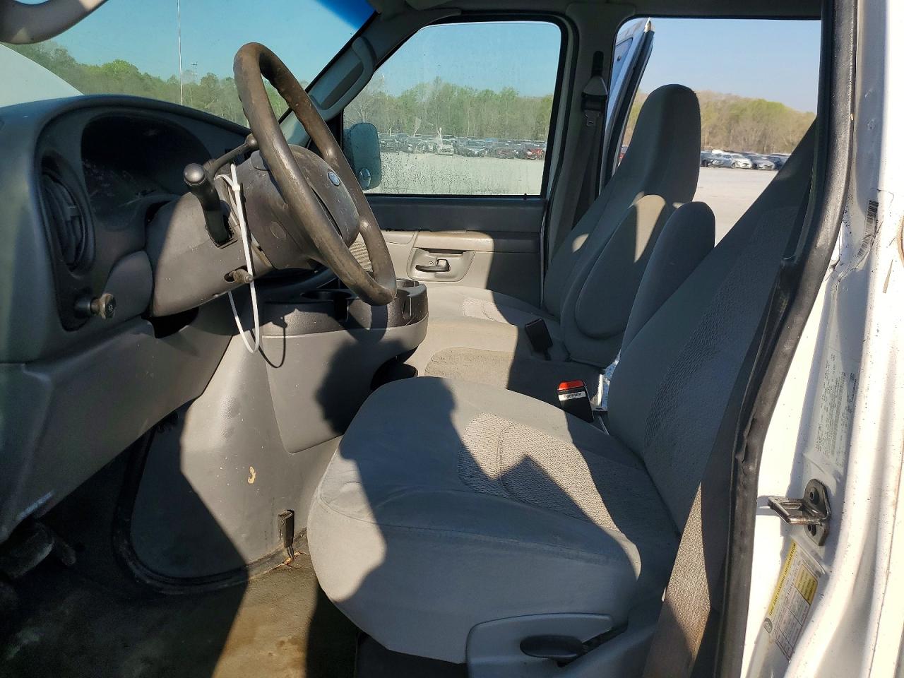 2006 FORD ECONOLINE E350 SUPER DUTY WAGON photo 7