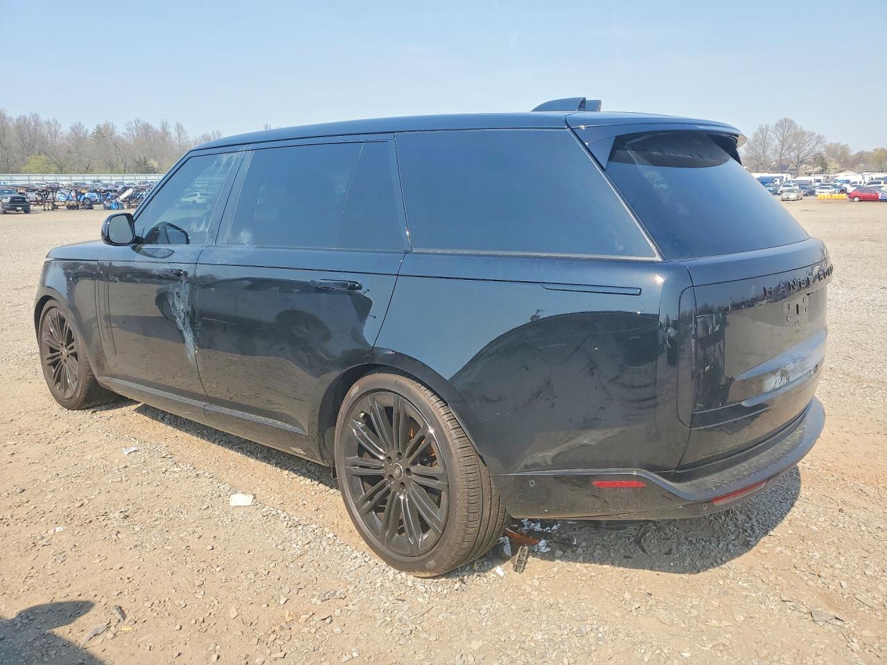 2025 LAND ROVER RANGE ROVER SE photo 4